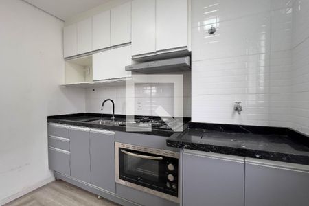 Cozinha e área de serviço  de apartamento para alugar com 2 quartos, 34m² em Mooca, São Paulo