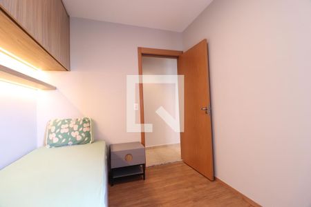 Quarto 1 de apartamento para alugar com 2 quartos, 59m² em Shopping Park, Uberlândia