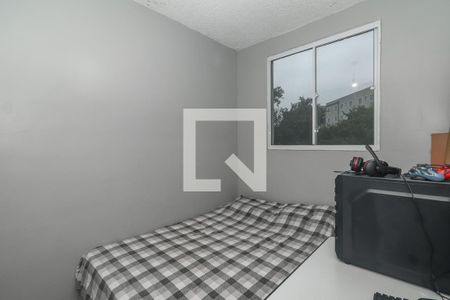 Quarto de apartamento para alugar com 2 quartos, 40m² em Rubem Berta, Porto Alegre