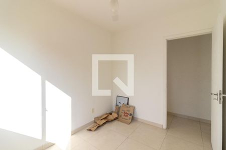 Quarto 1 de apartamento para alugar com 2 quartos, 44m² em Bangu, Rio de Janeiro