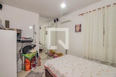 Quarto 1 de casa à venda com 2 quartos, 150m² em Sarandi, Porto Alegre
