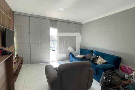 Sala de apartamento para alugar com 2 quartos, 115m² em Vila Guanabara, Duque de Caxias