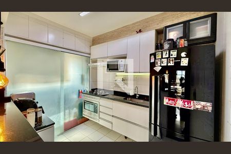 Cozinha de apartamento à venda com 3 quartos, 92m² em Jardim Nova Europa, Campinas