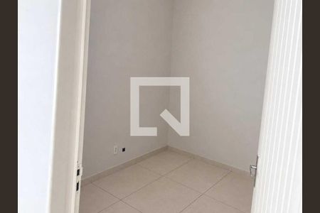 Quarto 2 de apartamento para alugar com 2 quartos, 65m² em Setor Centro Oeste, Goiânia