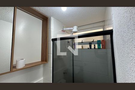 Banheiro de apartamento à venda com 1 quarto, 46m² em Vargem Grande, Rio de Janeiro