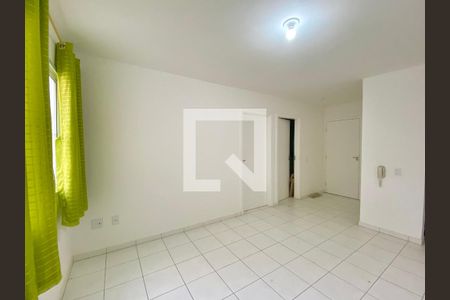 Sala de apartamento para alugar com 2 quartos, 100m² em Vila Alzira, Guarulhos