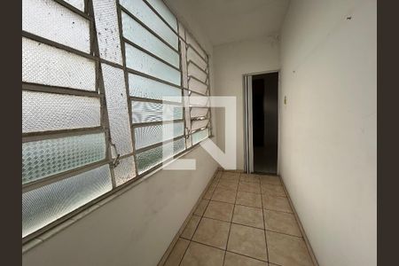Corredor de casa para alugar com 3 quartos, 112m² em Bento Ribeiro, Rio de Janeiro