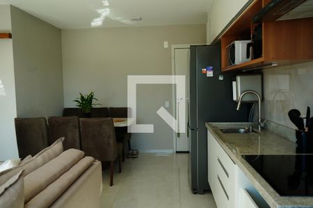 Cozinha e Área de Serviço de apartamento à venda com 2 quartos, 45m² em Vila Aricanduva, São Paulo