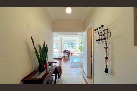 Entrada de apartamento à venda com 3 quartos, 273m² em Cerqueira César, São Paulo