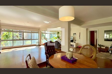 Sala de apartamento à venda com 3 quartos, 273m² em Cerqueira César, São Paulo