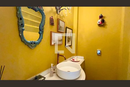 Lavabo de apartamento à venda com 3 quartos, 273m² em Cerqueira César, São Paulo