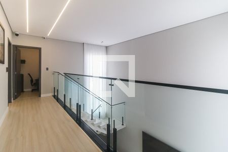 Hall de casa de condomínio para alugar com 3 quartos, 230m² em Cezar de Souza, Mogi das Cruzes