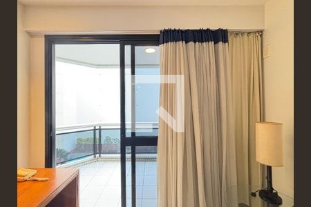 Varanda da sala de apartamento para alugar com 1 quarto, 45m² em Copacabana, Rio de Janeiro