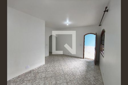 Sala de casa de condomínio para alugar com 3 quartos, 350m² em Taquara, Rio de Janeiro