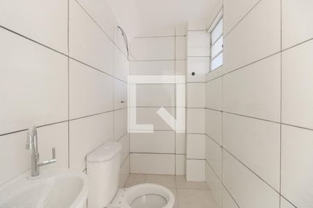 Banheiro de apartamento para alugar com 1 quarto, 32m² em Penha de França, São Paulo