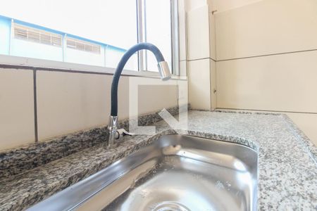 Sala e Cozinha  de apartamento para alugar com 1 quarto, 32m² em Penha de França, São Paulo