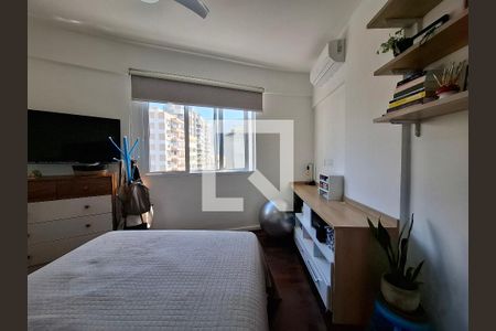 Quarto  de apartamento para alugar com 2 quartos, 65m² em Flamengo, Rio de Janeiro