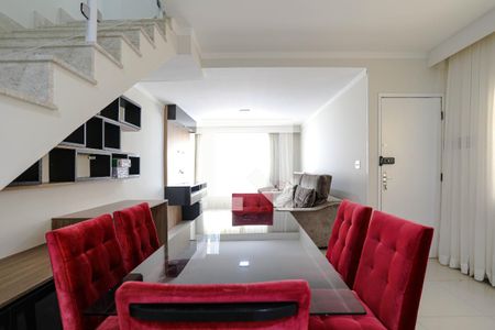 Sala de casa para alugar com 3 quartos, 116m² em Jardim Nathalie, Mogi das Cruzes