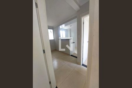 Cozinha  de apartamento para alugar com 2 quartos, 45m² em Fonte Grande, Contagem