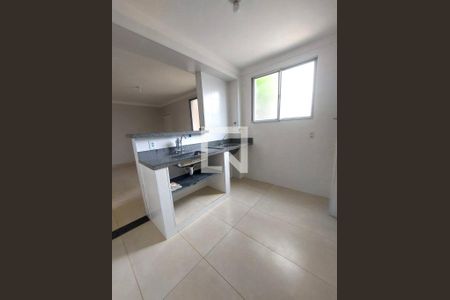 Cozinha  de apartamento para alugar com 2 quartos, 45m² em Fonte Grande, Contagem