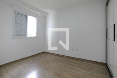 Quarto 1 de apartamento para alugar com 3 quartos, 58m² em Jardim Sao Pedro, Mogi das Cruzes
