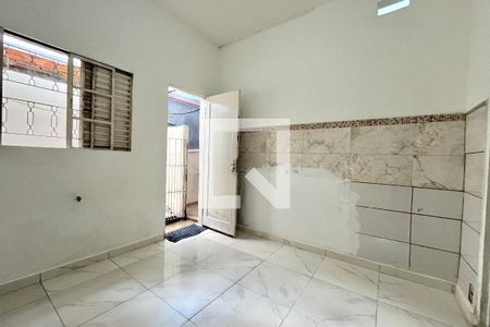 Sala de casa para alugar com 1 quarto, 50m² em Jardim Oriental, São Paulo
