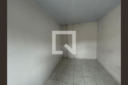 Quarto de casa para alugar com 1 quarto, 34m² em Vila Valqueire, Rio de Janeiro