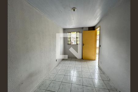 Quarto de casa para alugar com 1 quarto, 34m² em Vila Valqueire, Rio de Janeiro