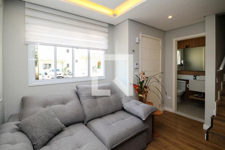 Sala de TV de casa de condomínio para alugar com 3 quartos, 90m² em Parque Dom Henrique, Cotia