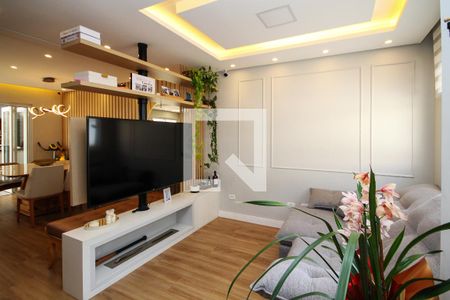 Sala de TV de casa de condomínio para alugar com 3 quartos, 90m² em Parque Dom Henrique, Cotia