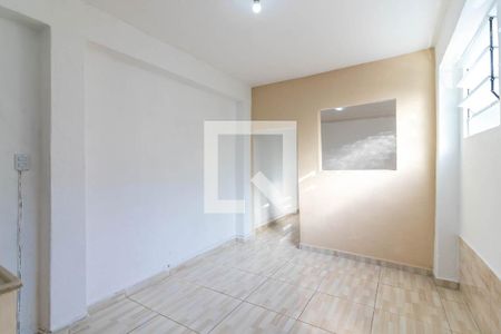 Sala e Cozinha de casa para alugar com 1 quarto, 40m² em Vila Pita, São Paulo