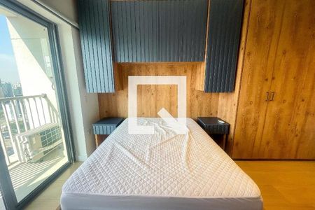 Sala/Quarto de apartamento à venda com 1 quarto, 27m² em Pinheiros, São Paulo