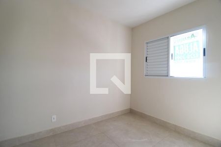 Quarto 1 de apartamento para alugar com 2 quartos, 60m² em Morumbi, Uberlândia