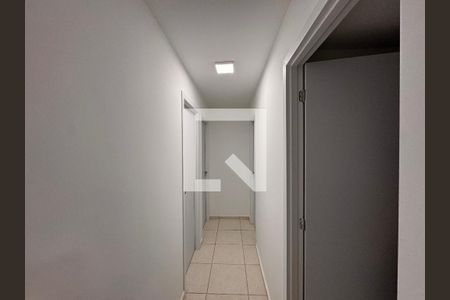 Corredor de apartamento para alugar com 3 quartos, 53m² em Barra da Tijuca, Rio de Janeiro