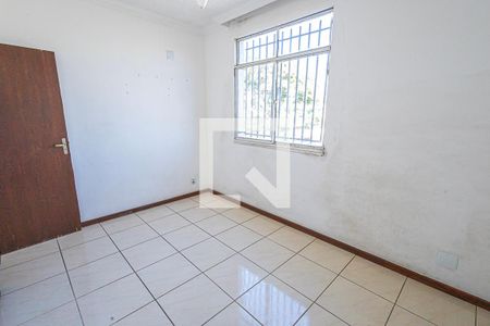 Quarto 2 de apartamento para alugar com 2 quartos, 72m² em Monte Carmelo, Belo Horizonte