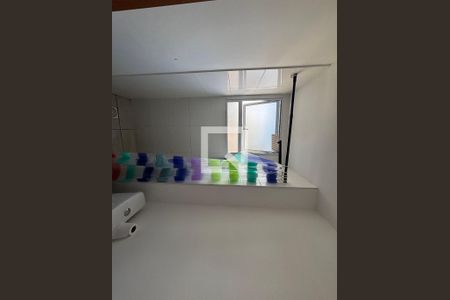 Banheiro 1 de apartamento para alugar com 2 quartos, 43m² em Parada Xv de Novembro, São Paulo