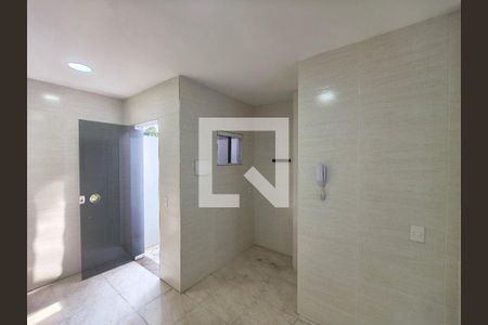 Casa para alugar com 2 quartos, 60m² em Tanque, Rio de Janeiro