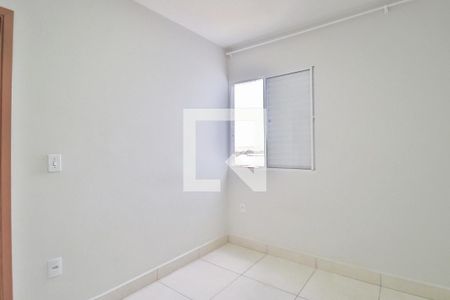 Quarto 1 de apartamento para alugar com 2 quartos, 44m² em Shopping Park, Uberlândia