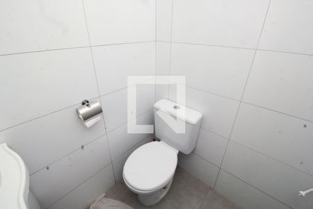 Banheiro de kitnet/studio para alugar com 1 quarto, 25m² em Jardim Progresso, Santo André