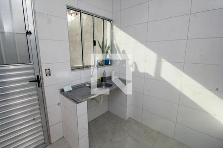 Cozinha de kitnet/studio para alugar com 1 quarto, 25m² em Jardim Progresso, Santo André