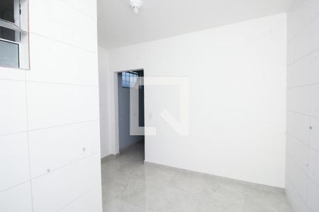 Cozinha de kitnet/studio para alugar com 1 quarto, 25m² em Jardim Progresso, Santo André