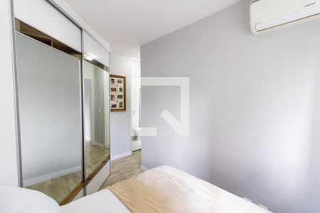 Suíte de apartamento à venda com 3 quartos, 67m² em Tristeza, Porto Alegre