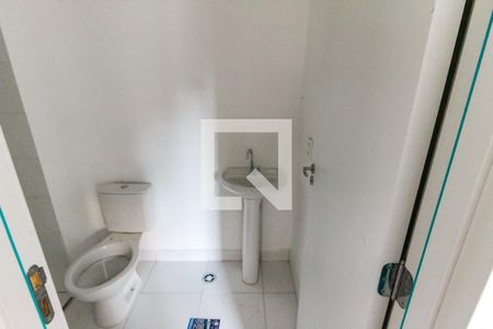 Banheiro Corredor de apartamento à venda com 2 quartos, 66m² em Vila Prel, São Paulo