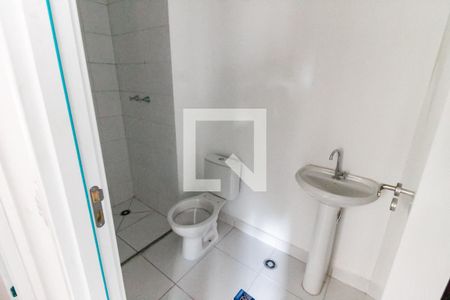 Banheiro Corredor de apartamento à venda com 2 quartos, 66m² em Vila Prel, São Paulo