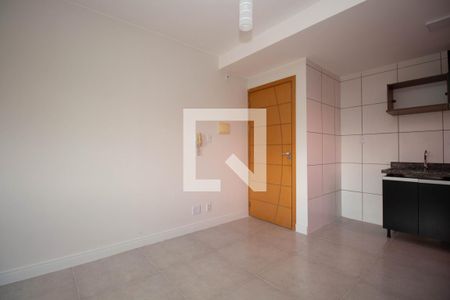 Sala de apartamento à venda com 1 quarto, 34m² em Qn 505, Brasília