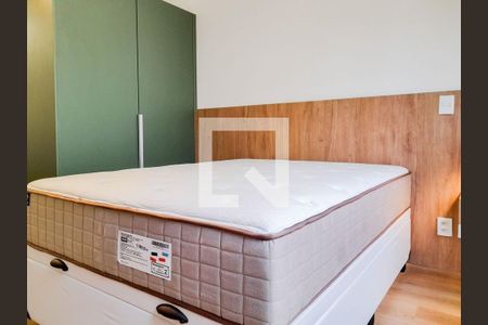 Sala / Quarto de kitnet/studio à venda com 1 quarto, 20m² em Jardim das Acacias, São Paulo