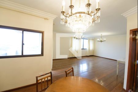 Sala de apartamento para alugar com 4 quartos, 250m² em Jardim das Nações, Taubaté