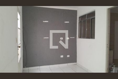 Sala de casa para alugar com 2 quartos, 39m² em Jardim Alzira Franco, Santo André