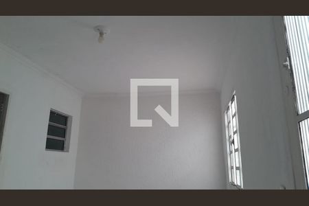Sala de casa para alugar com 2 quartos, 39m² em Jardim Alzira Franco, Santo André