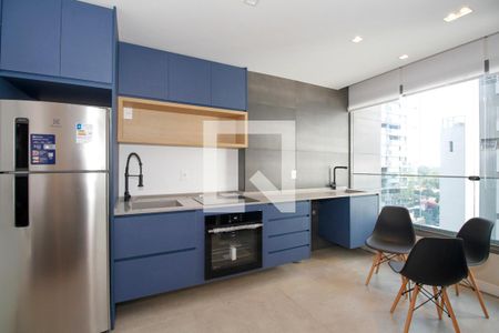 Sala e Cozinha de apartamento para alugar com 2 quartos, 46m² em Pinheiros, São Paulo